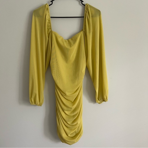 Forever 21 Yellow Long Sleeve Cutout Ruche Bodycon Mini Dress - Picture 4 of 6